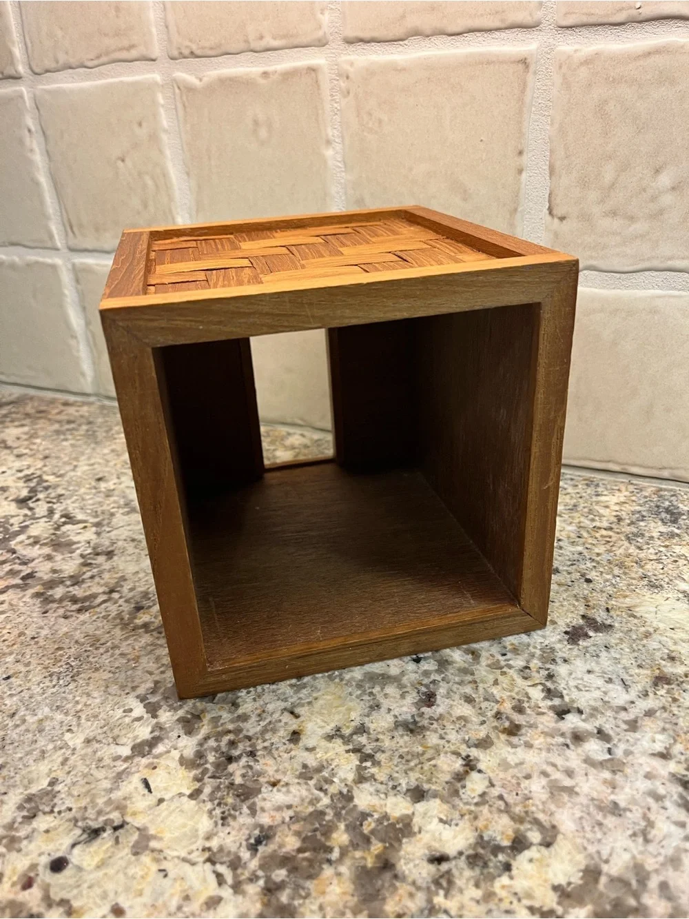 Vintage Wooden Woven pattern tissue box